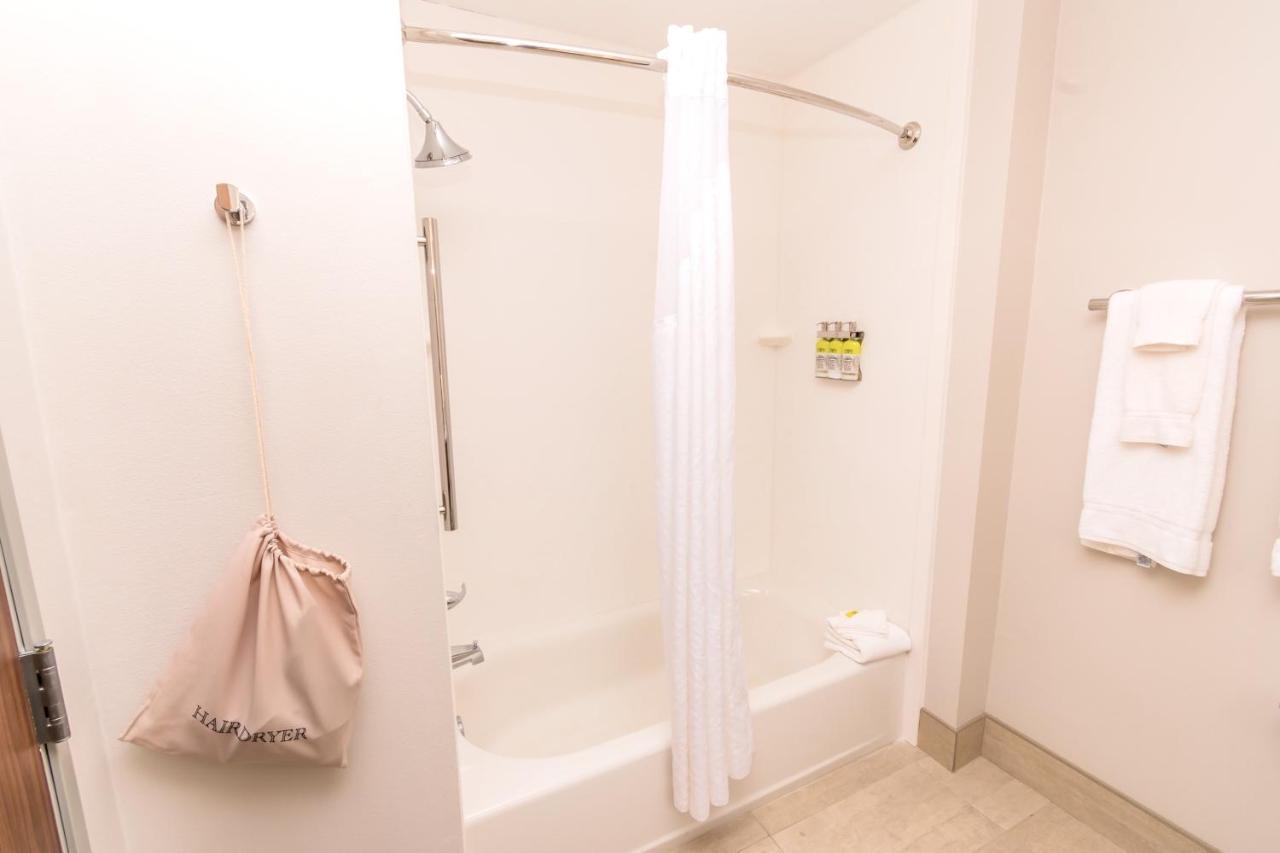 Aldine Holiday Inn Express & Suites - Houston Iah - Beltway 8 By Ihg מראה חיצוני תמונה