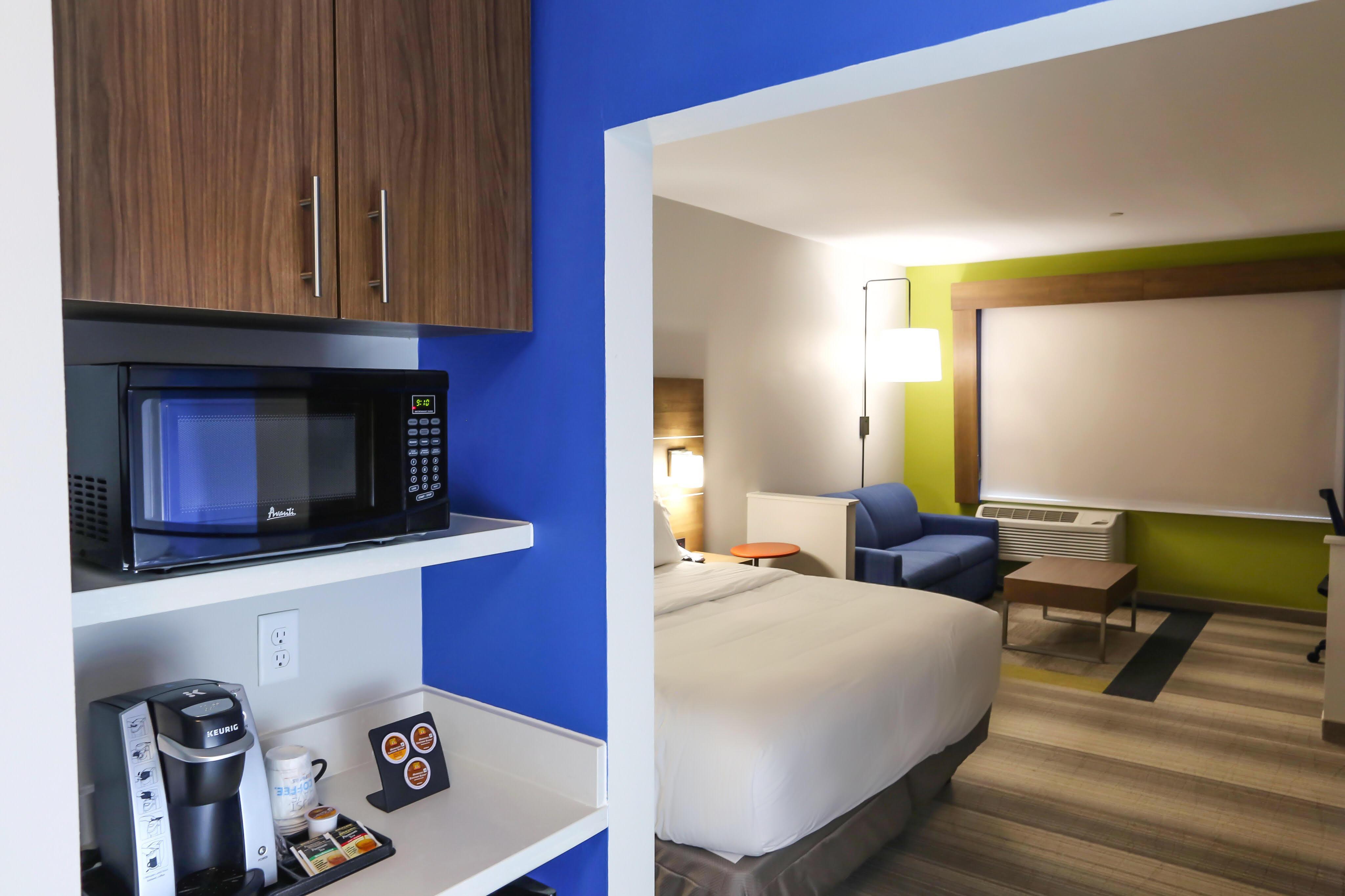Aldine Holiday Inn Express & Suites - Houston Iah - Beltway 8 By Ihg מראה חיצוני תמונה