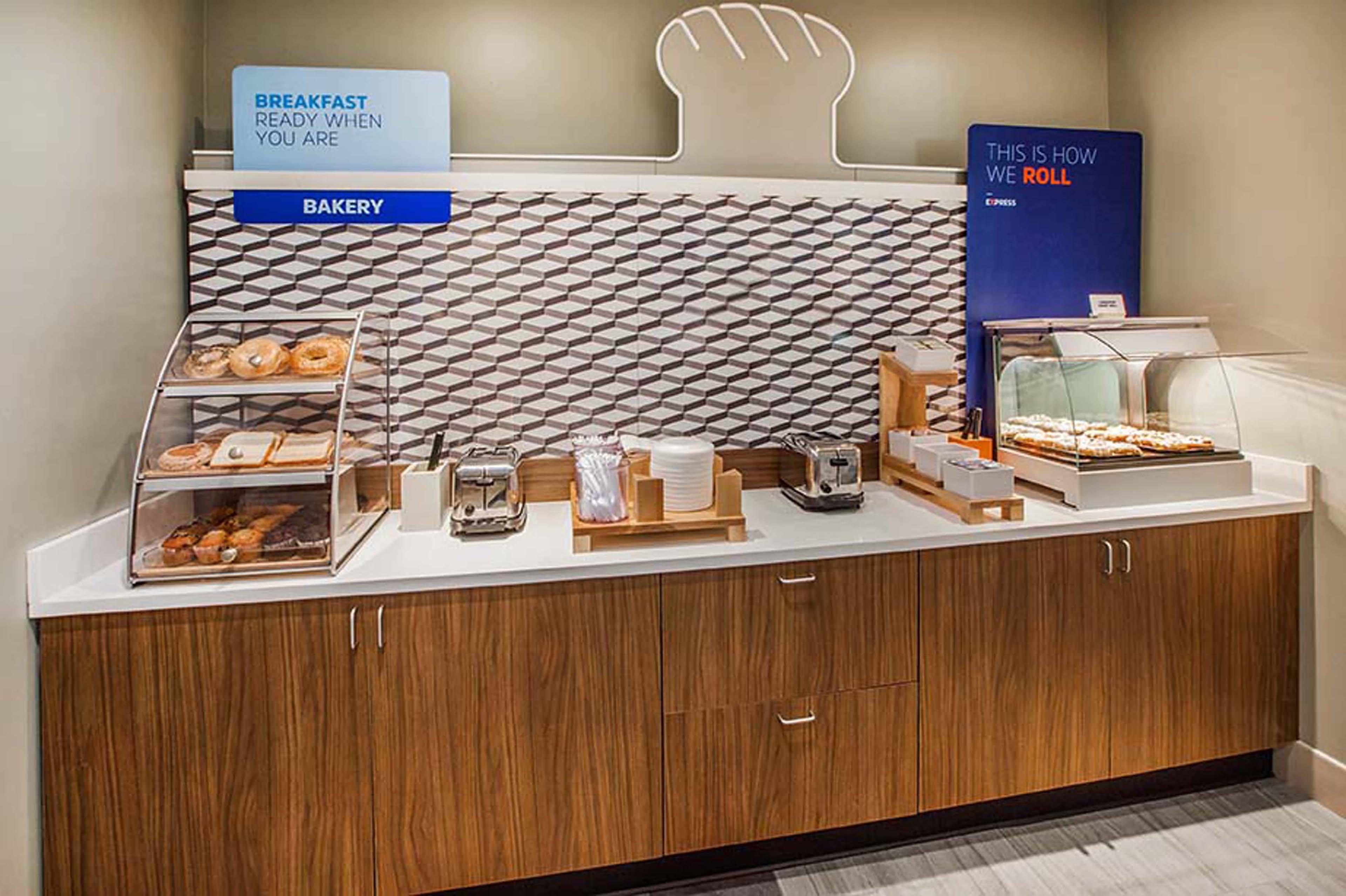 Aldine Holiday Inn Express & Suites - Houston Iah - Beltway 8 By Ihg מראה חיצוני תמונה